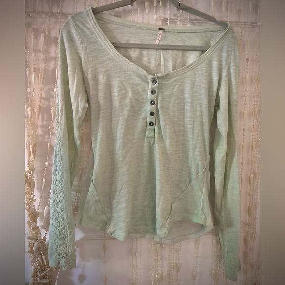 Light mint/teal Free People Shell stitch Henley with ribbon - Picture 12 of 12